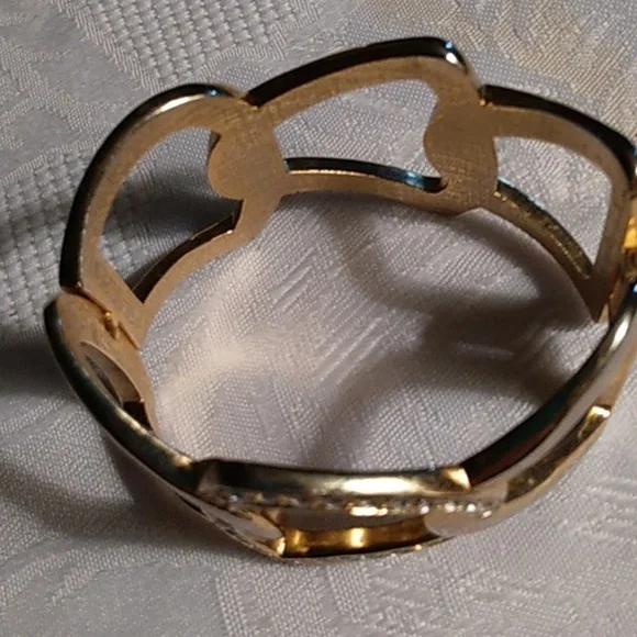 ( Any 2 for $12 )Goldtone rinestone bracelet - Picture 3 of 6